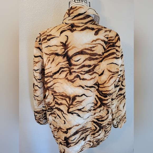 Chico's Jacket Women’s 3/XL Brown Tiger Prints Quilted Pockets Long Sleeve - Picture 10 of 10